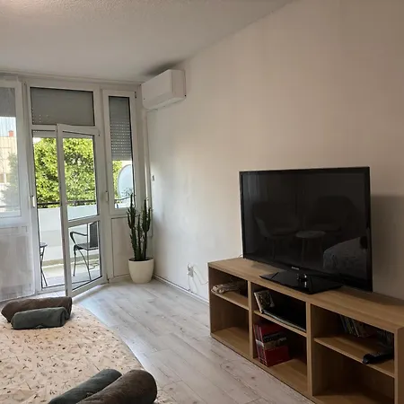Apartment Dora